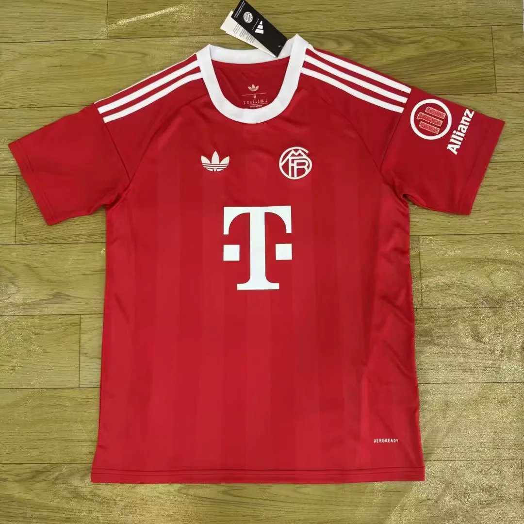 AAA Quality Bayern Munich 25/26 GK Red Soccer Jersey